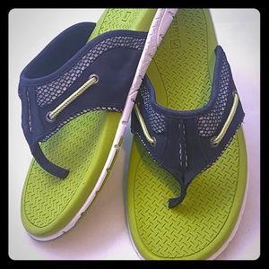 Sperry Billfish lite thong sandals 12